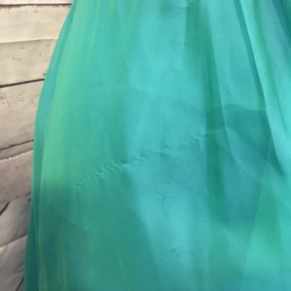 La Femme Prom Dress - Picture 5 of 8